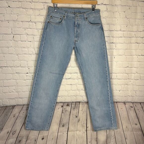 Vintage 90s Levi’s Mens 501 Straight Jeans size W36 x L34 Button Fly Light Wash - Picture 1 of 12